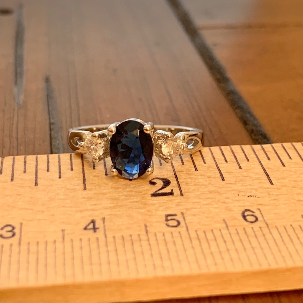 Blue ring -size 8